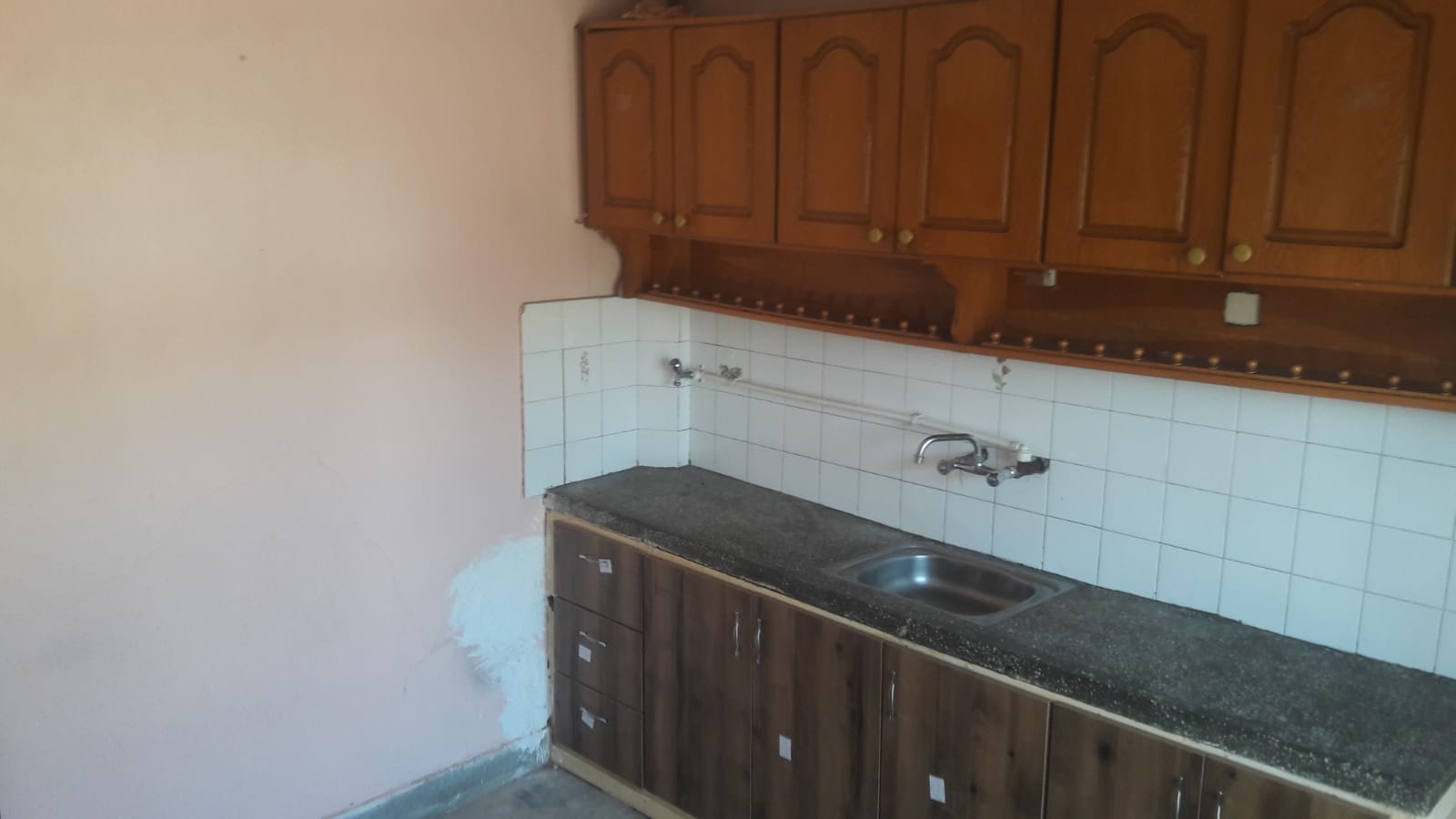 KİRALIK AHMET ÖZCAN CD. SALI PAZARI, ZAFER OKULU CİVARI 3+1 DAİRE