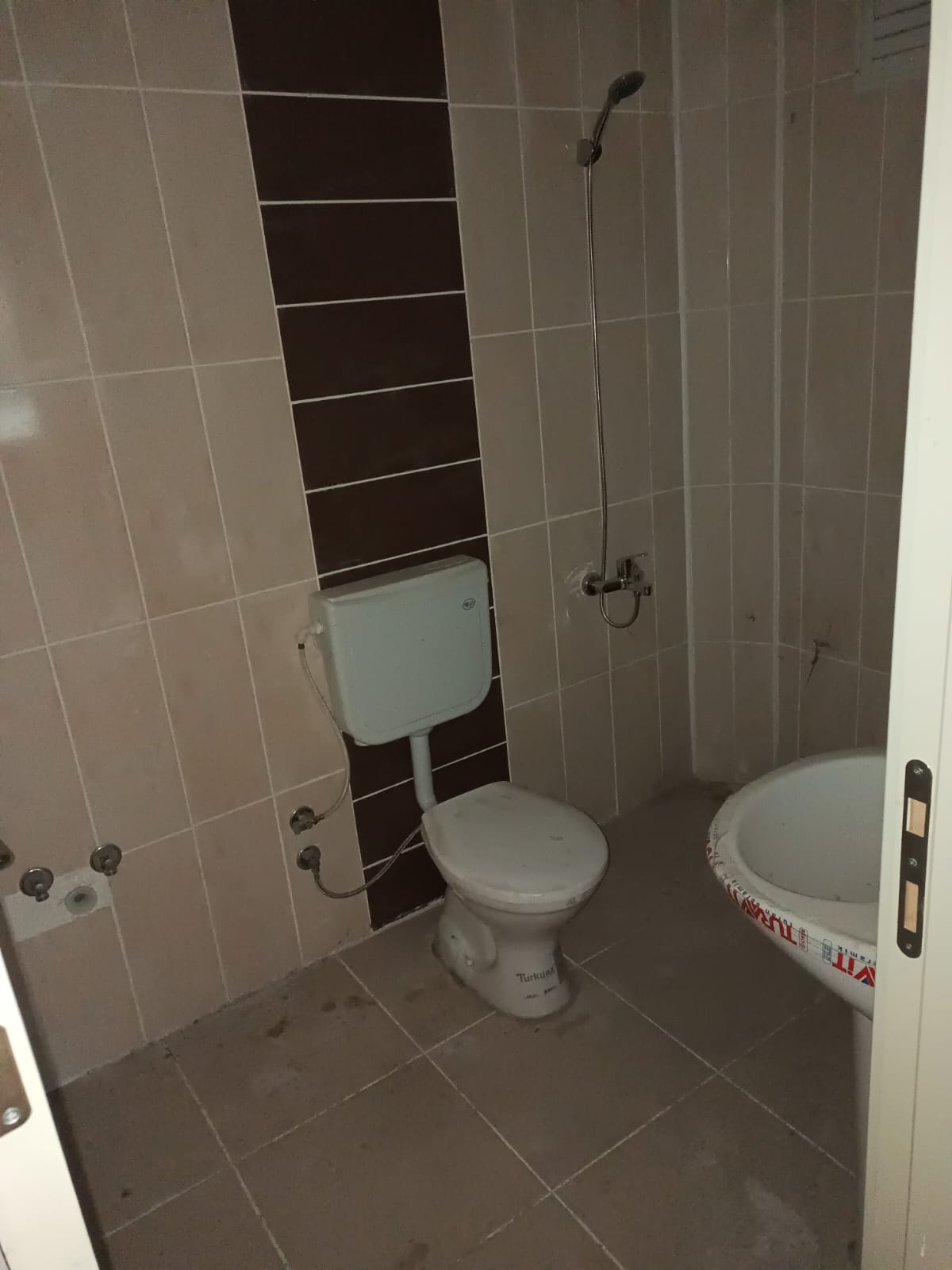 SATILIK 3+1 DAİRE AKŞEMSETTİN MAH GENÇOSMAN CD CİVARI