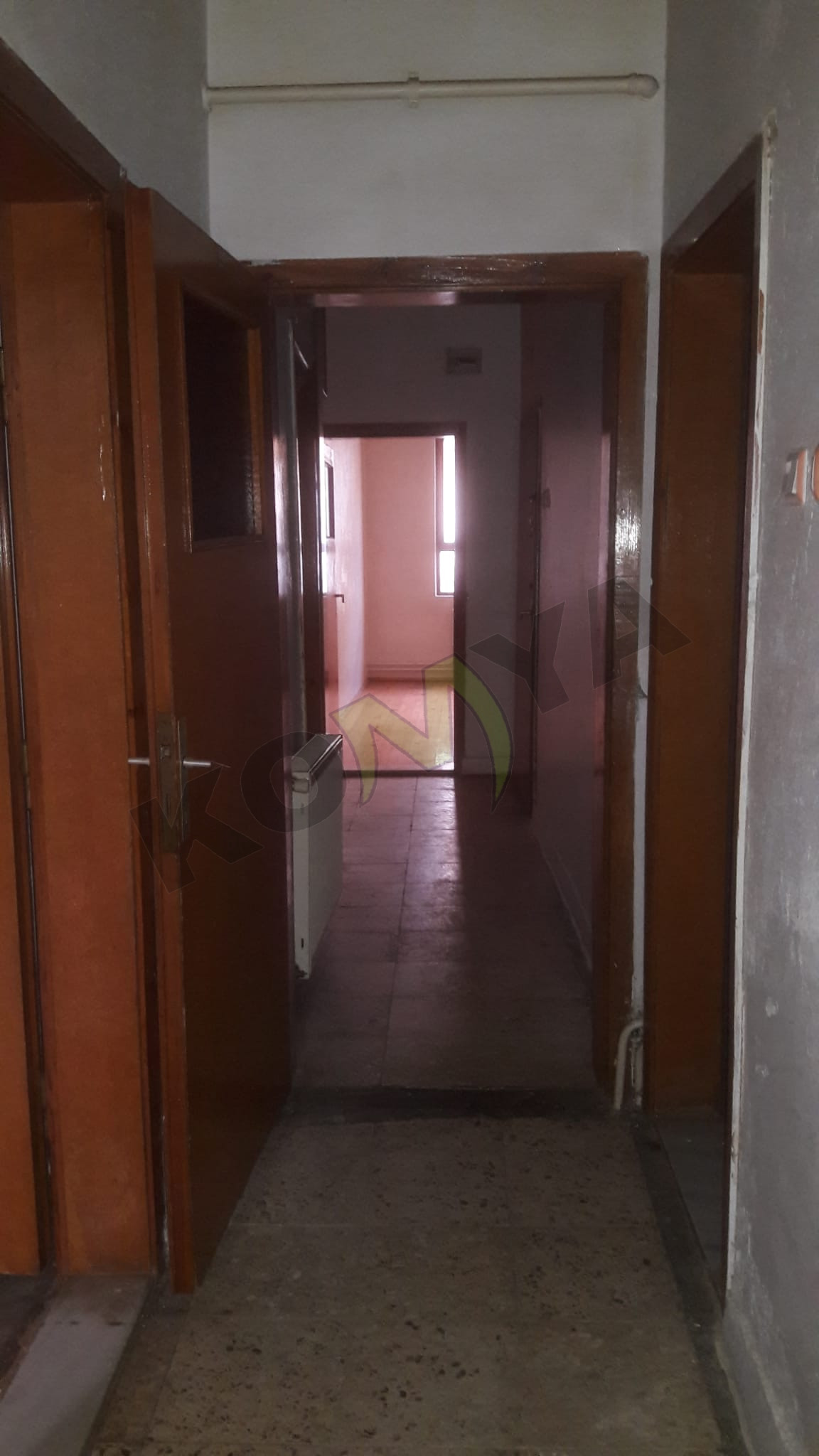 KİRALIK MEVLANA CİVARI ÇARŞI MERKEZİNDE DAİRE