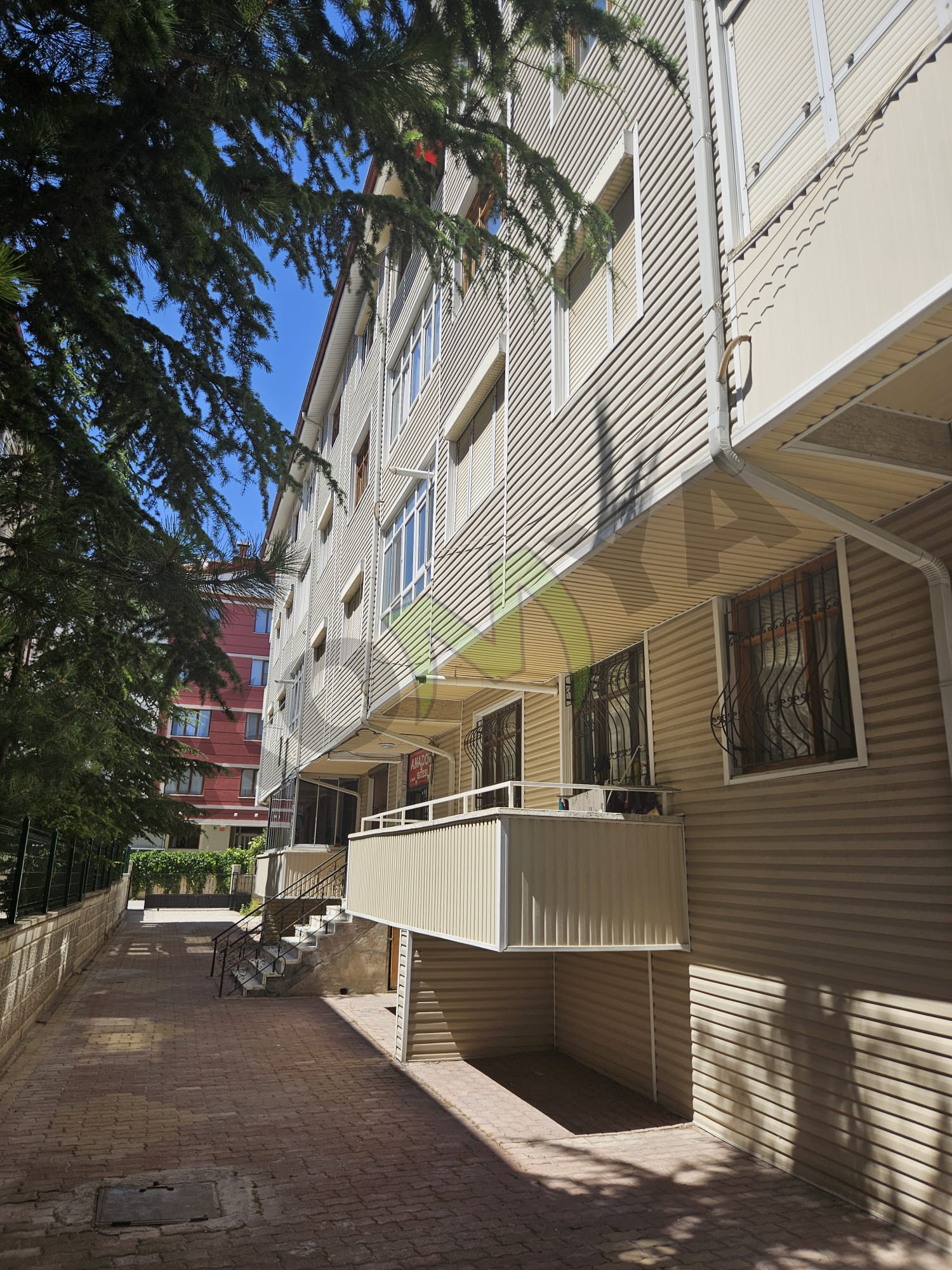SATILIK UYGUN FİYAT KONYA SELÇUKLU IŞIKLAR MAH. 3+1 DAİRE