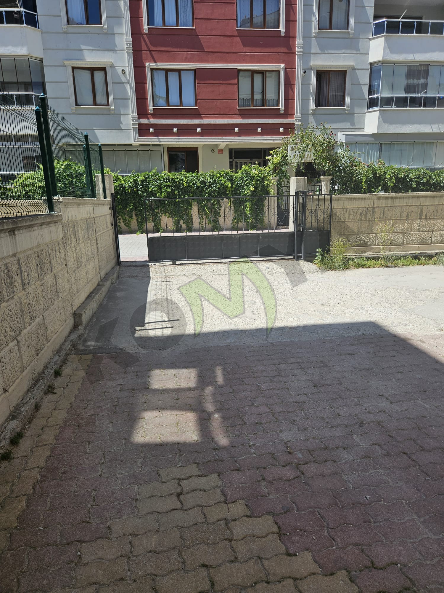 SATILIK UYGUN FİYAT KONYA SELÇUKLU IŞIKLAR MAH. 3+1 DAİRE