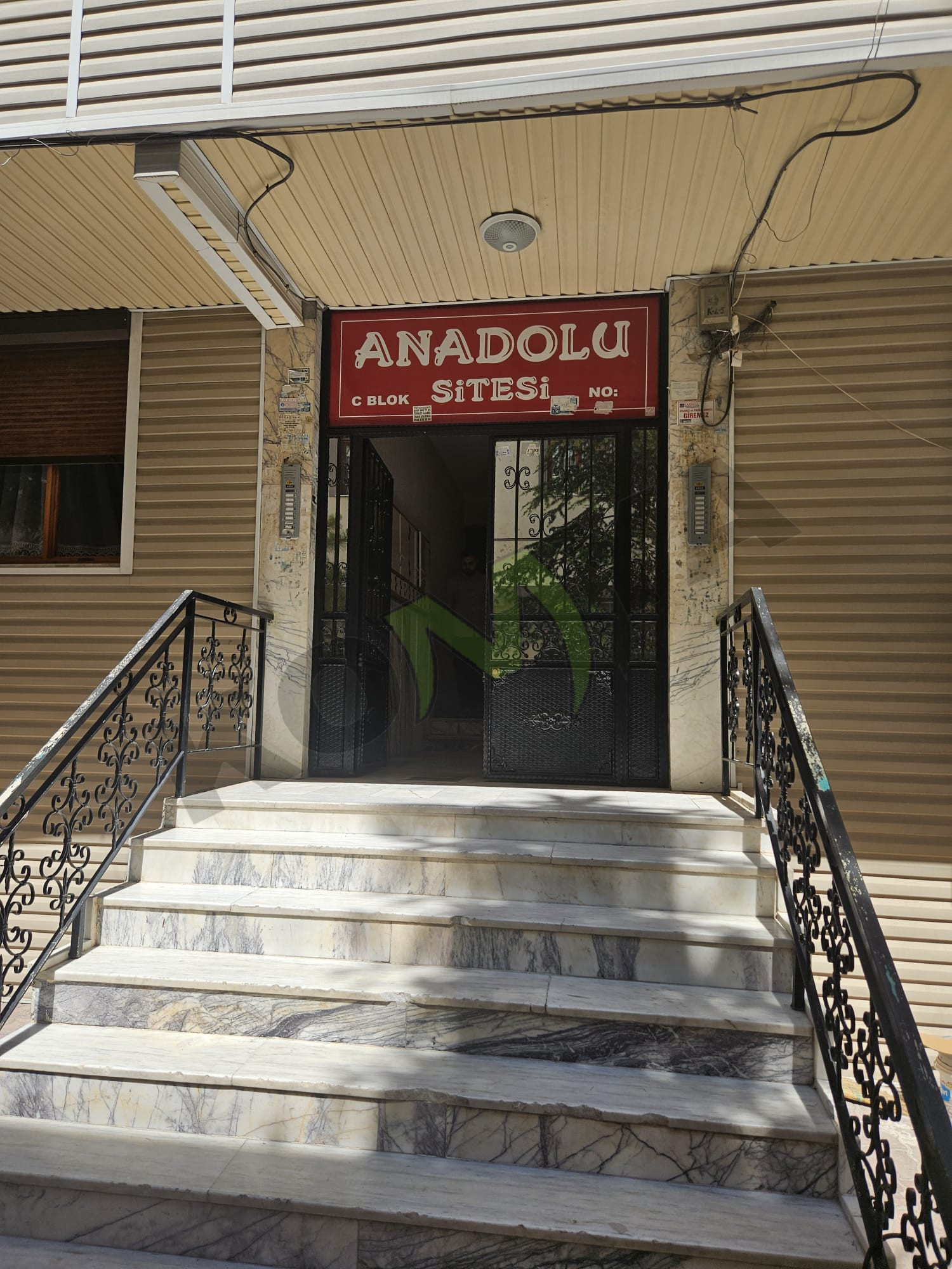 SATILIK UYGUN FİYAT KONYA SELÇUKLU IŞIKLAR MAH. 3+1 DAİRE