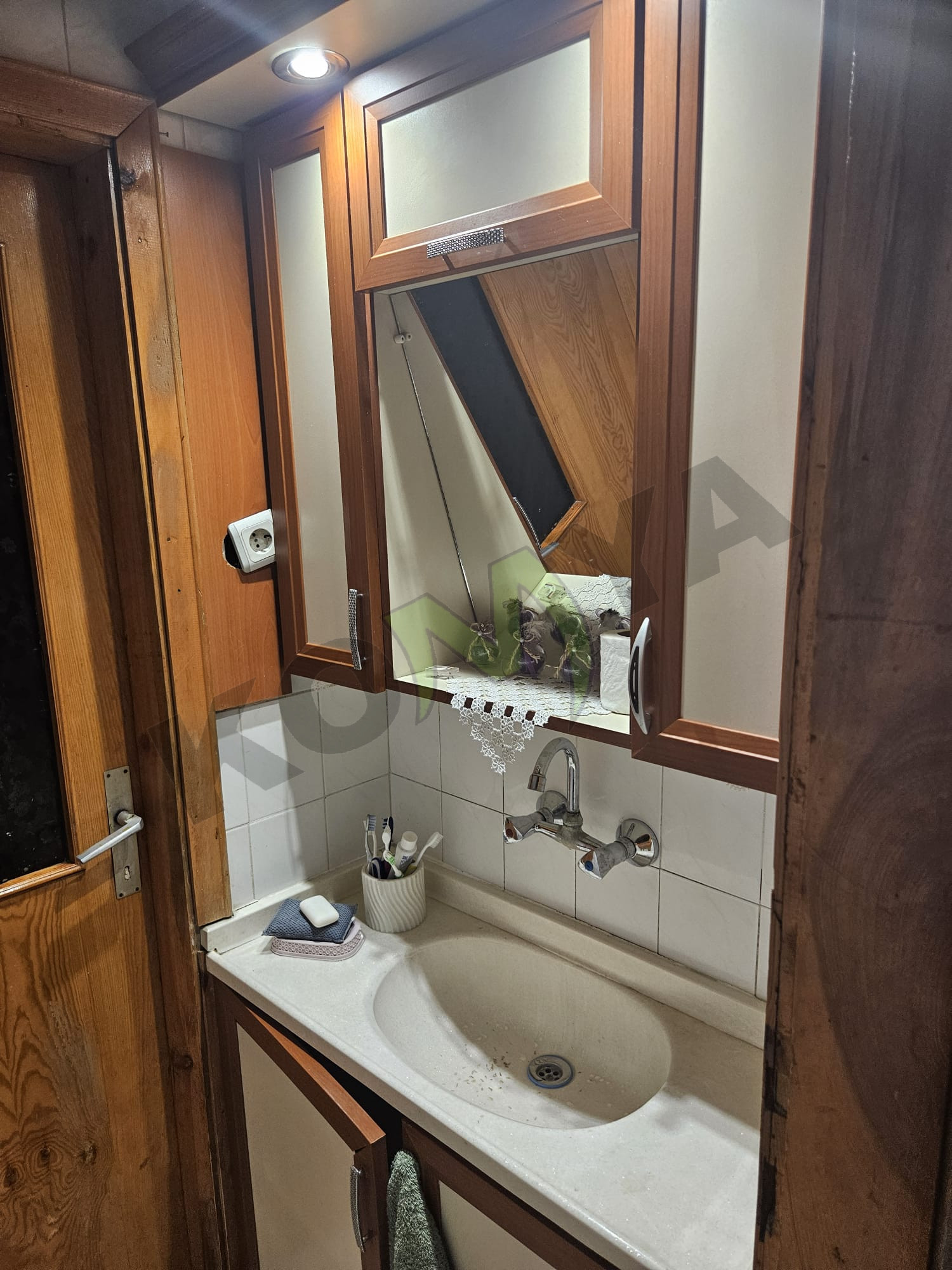 SATILIK UYGUN FİYAT KONYA SELÇUKLU IŞIKLAR MAH. 3+1 DAİRE