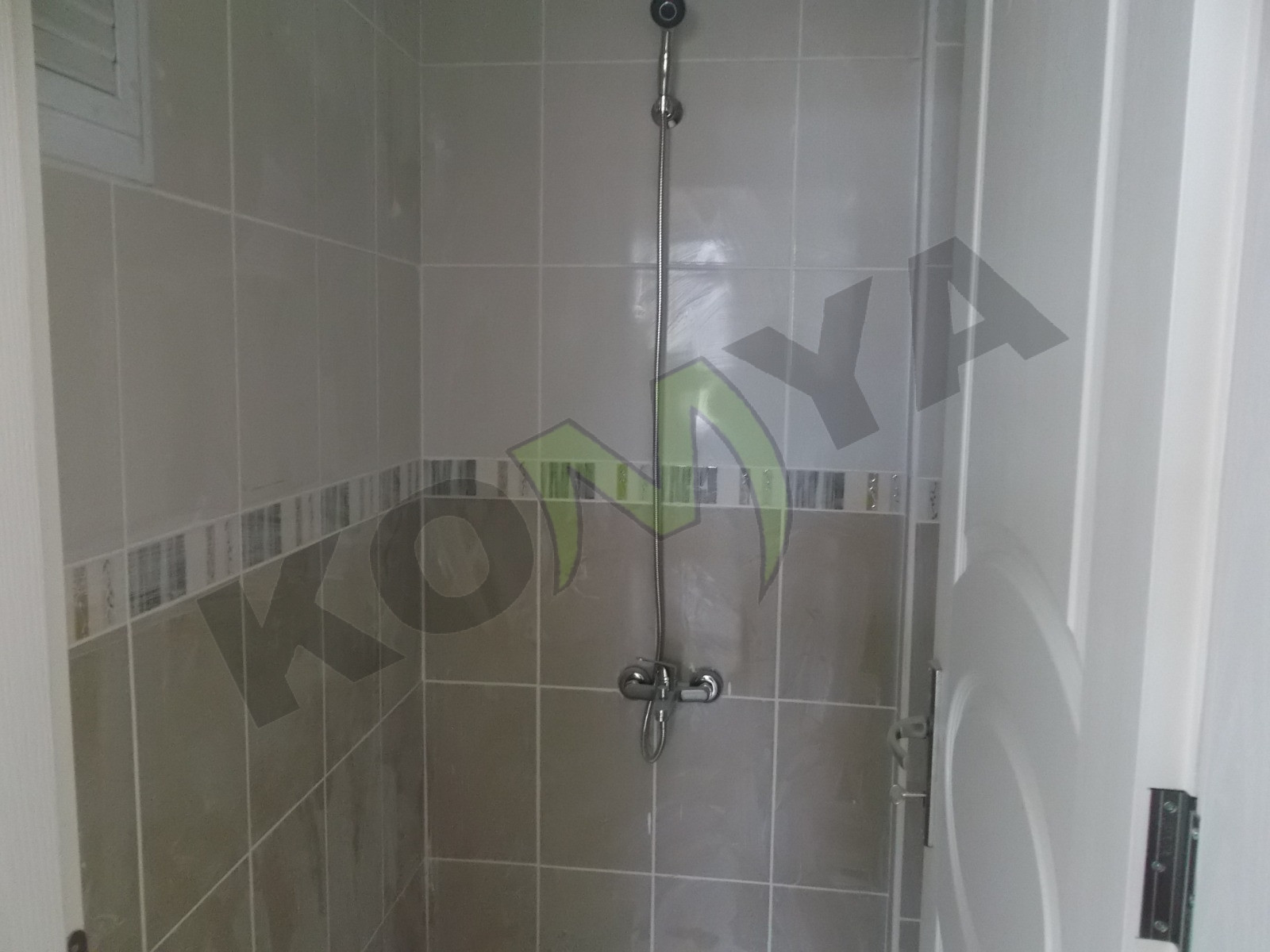 SATILIK UYGUN FİYAT MEVLANA KÜLTÜR VE KONGRE MRKZ. CİVARI TRANVAY GÜZERGAHI 3+1 DAİRE