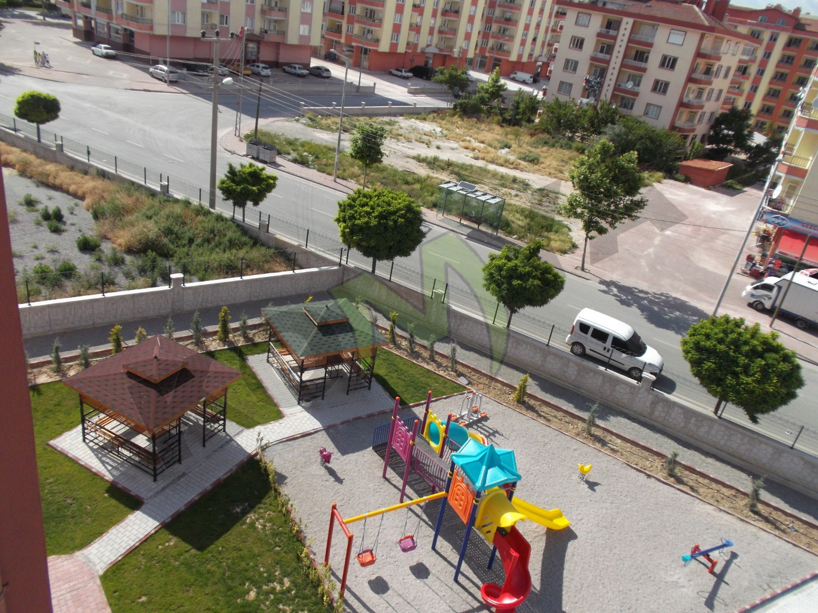 SATILIK UYGUN FİYAT MEVLANA KÜLTÜR VE KONGRE MRKZ. CİVARI TRANVAY GÜZERGAHI 3+1 DAİRE