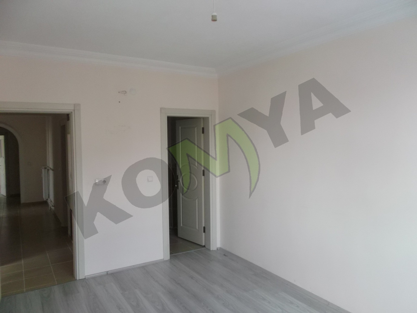 SATILIK UYGUN FİYAT MEVLANA KÜLTÜR VE KONGRE MRKZ. CİVARI TRANVAY GÜZERGAHI 3+1 DAİRE