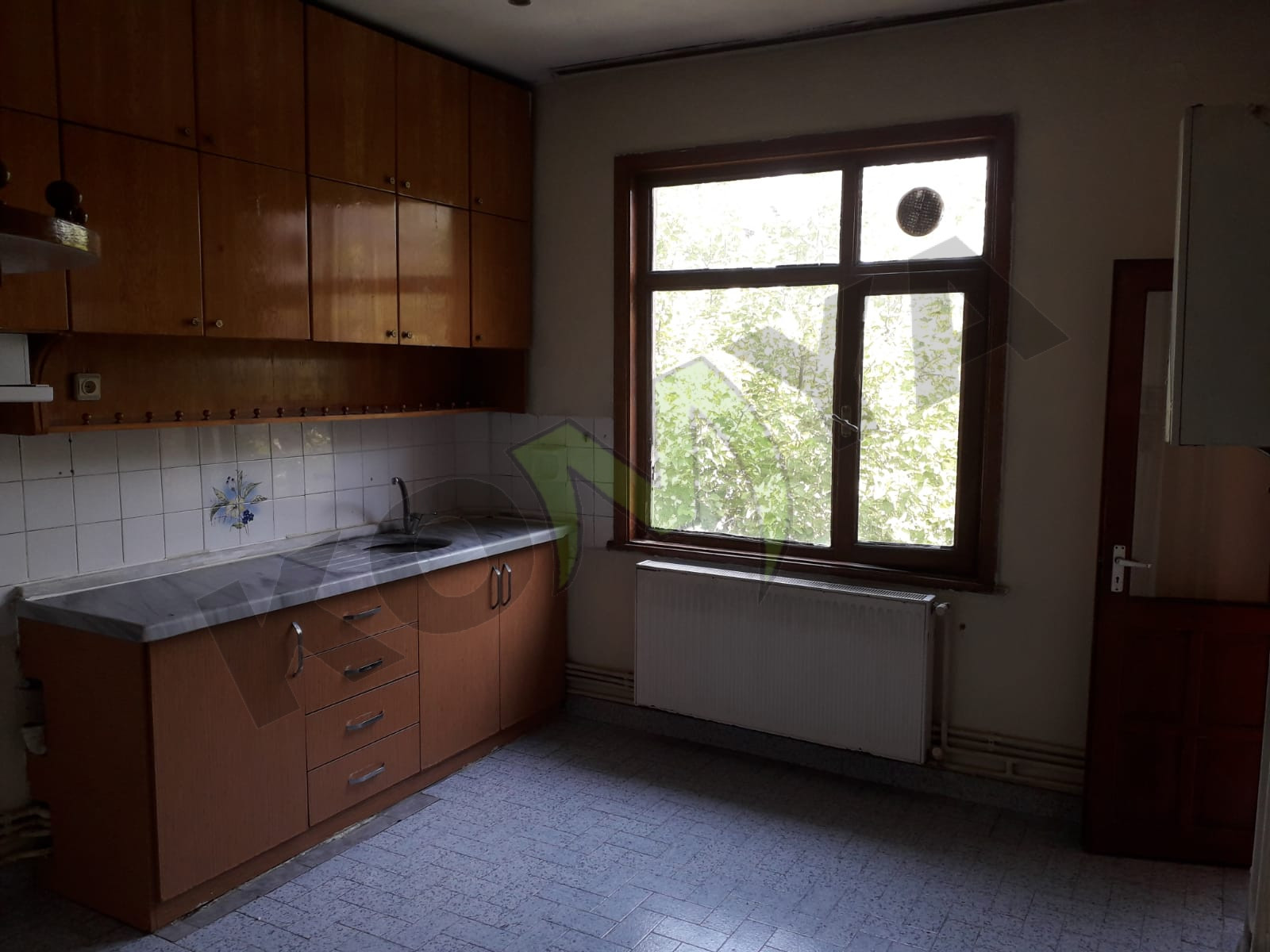 KİRALIK KONYA MERKEZ MUHACİR PAZARI KARŞISI 2+1 DAİRE