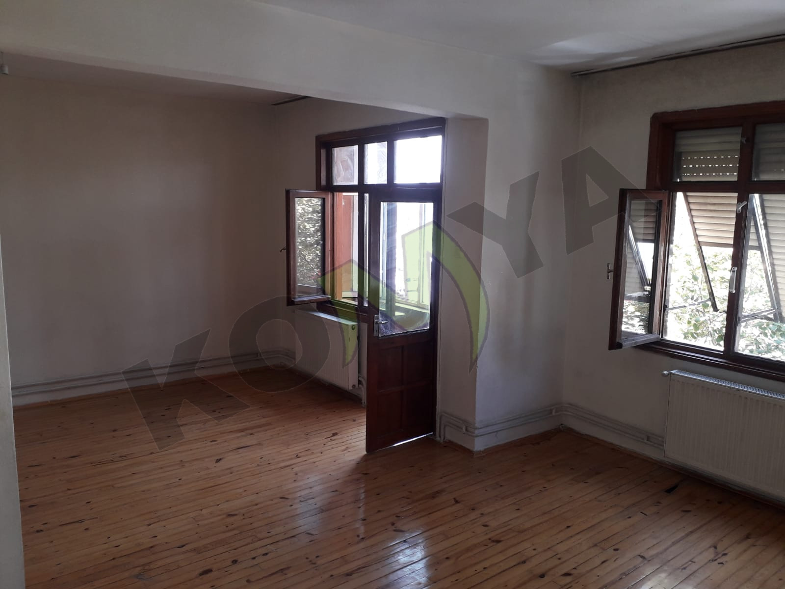 KİRALIK KONYA MERKEZ MUHACİR PAZARI KARŞISI 2+1 DAİRE