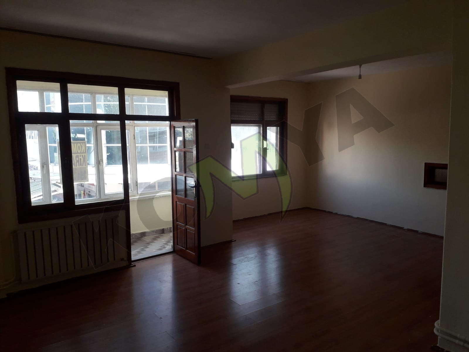 KİRALIK KONYA MERKEZ MUHACİR PAZARI KARŞISI 3+1 DAİRE