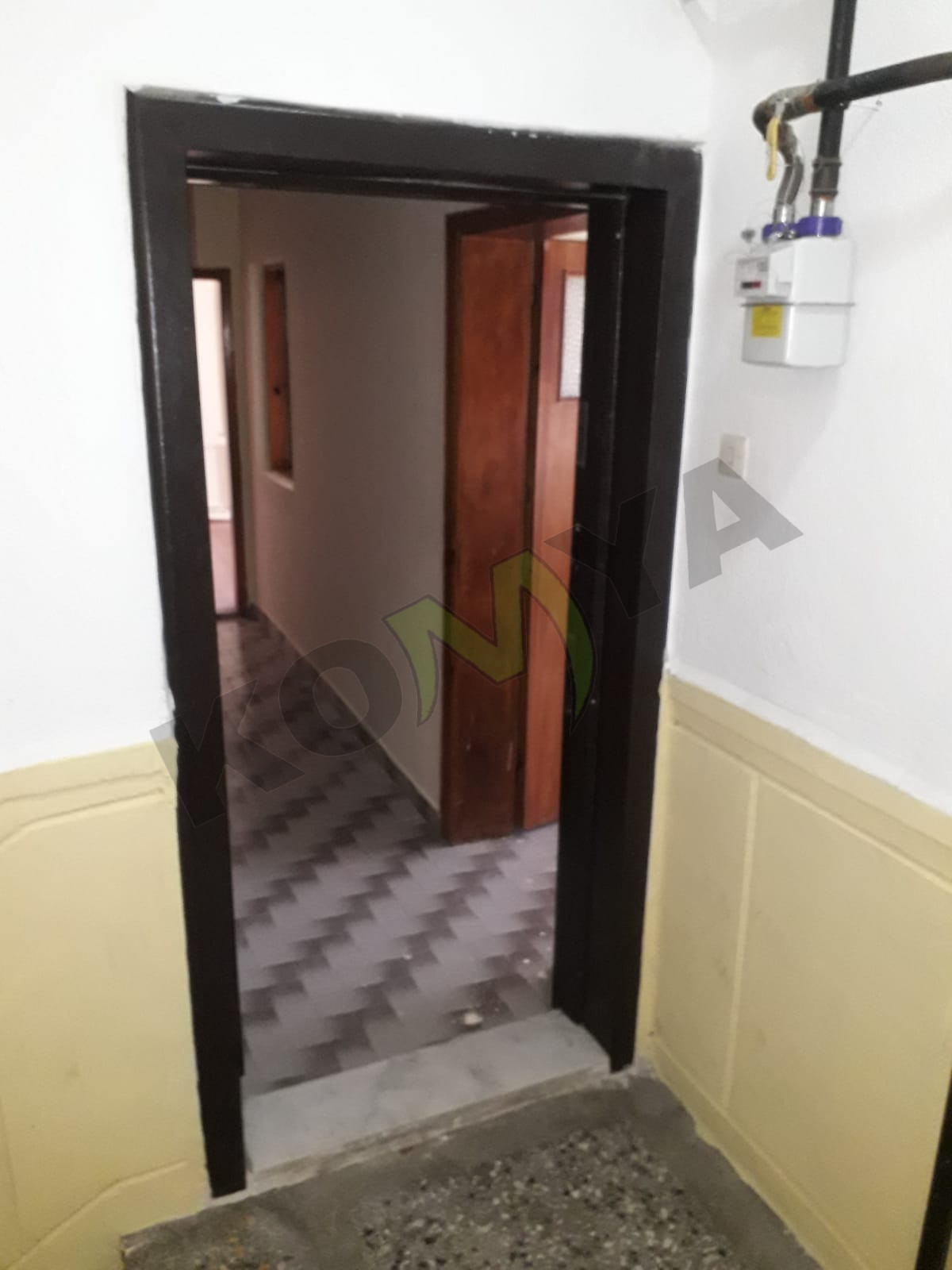 KİRALIK KONYA MERKEZ MUHACİR PAZARI KARŞISI 3+1 DAİRE